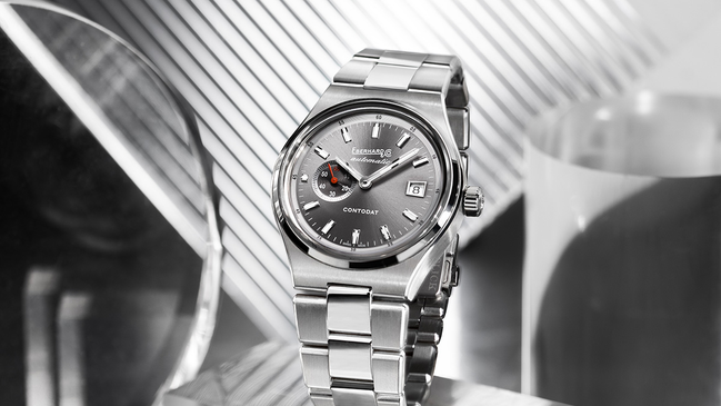 Eberhard-Co-Contodat-Dreizeiger-41156.04_ambiance.jpg