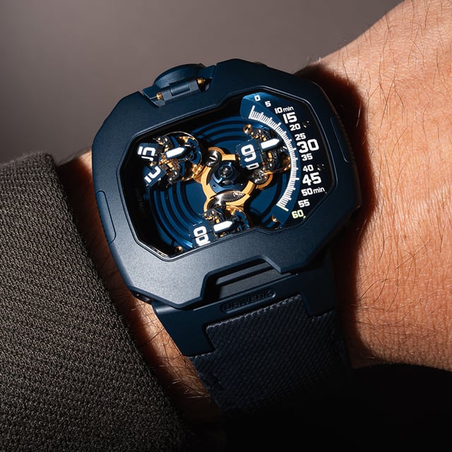 Urwerk UR-120 Blue Planet: wrist, title