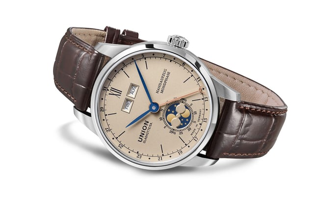 Union Glashütte 1893 Johannes Dürrstein Edition „Doppelmondphase“: Front