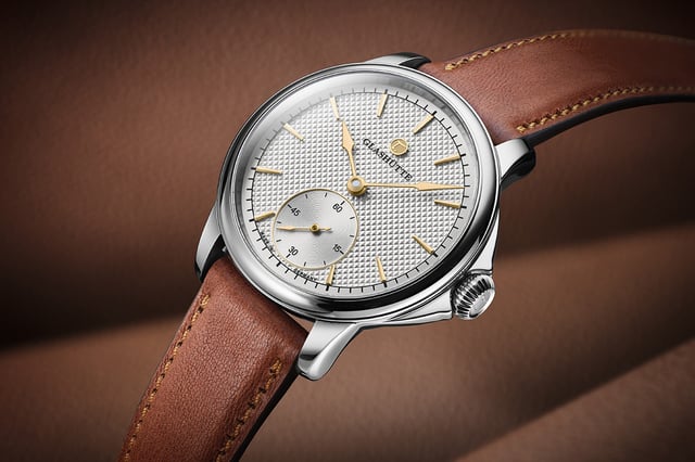 Tutima Patria 6612-09: Titel