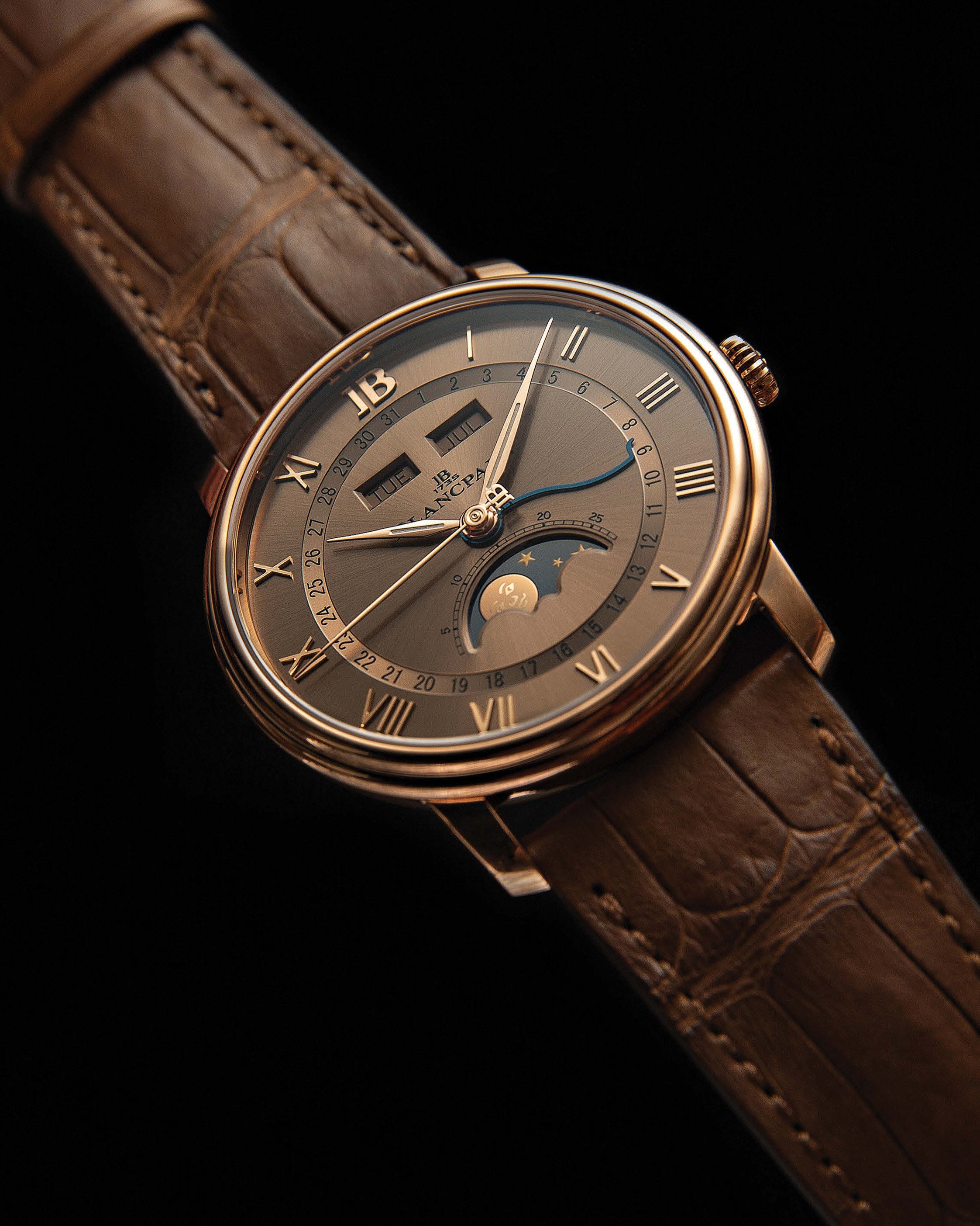 The Blancpain Villeret Quantième Complet close-up