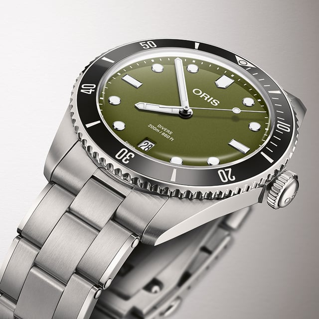Oris Divers Date 01 733 7795 4057: dial