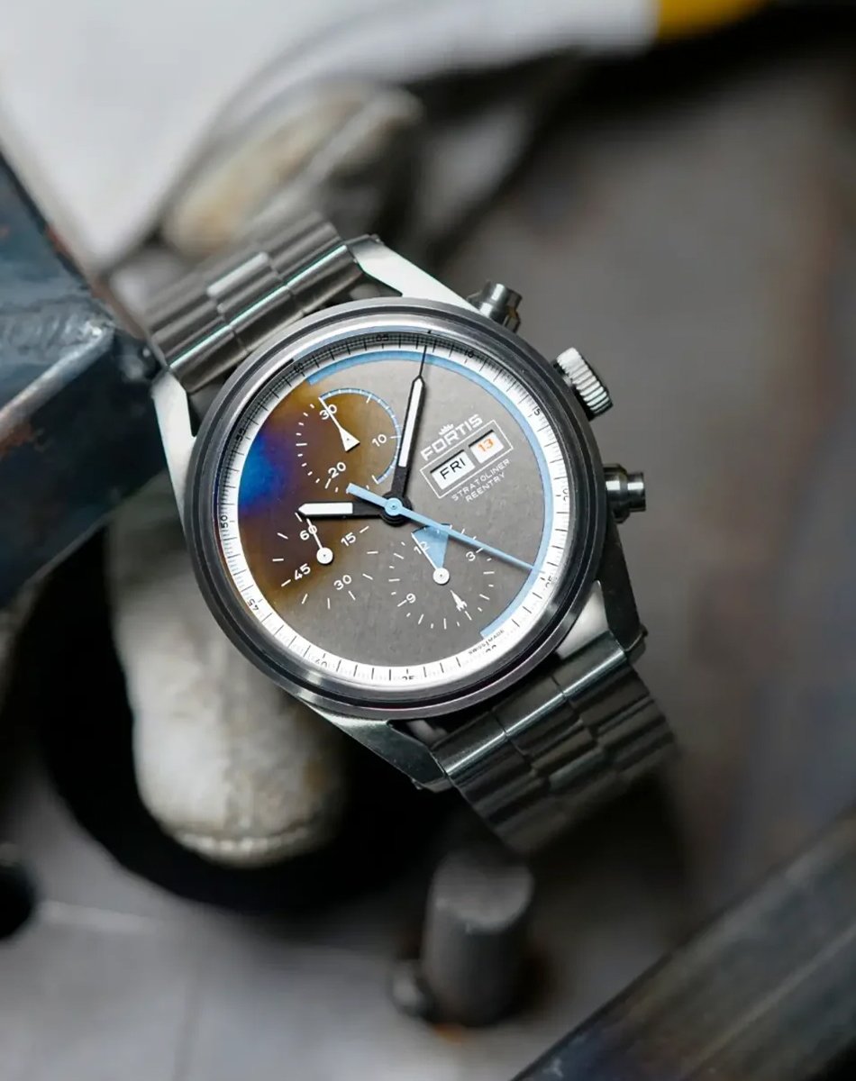 Fortis Stratoliner, robust tool watch with striking dial and automatic movement