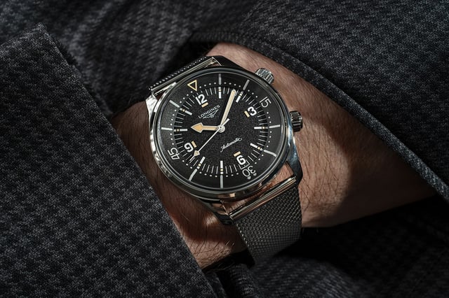Longines Legend Diver 59 L3.795.4.59.9, wrist, title