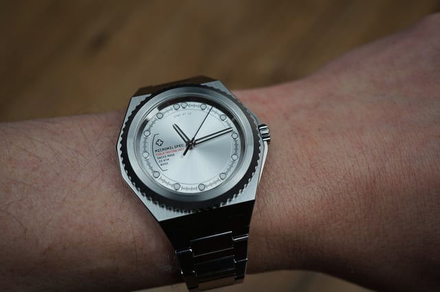 Micromilspec FTU on the wrist