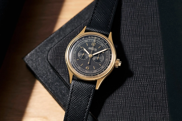 Angelus-Chronographe-Telemetre-Massena-LAB-Ambiance 