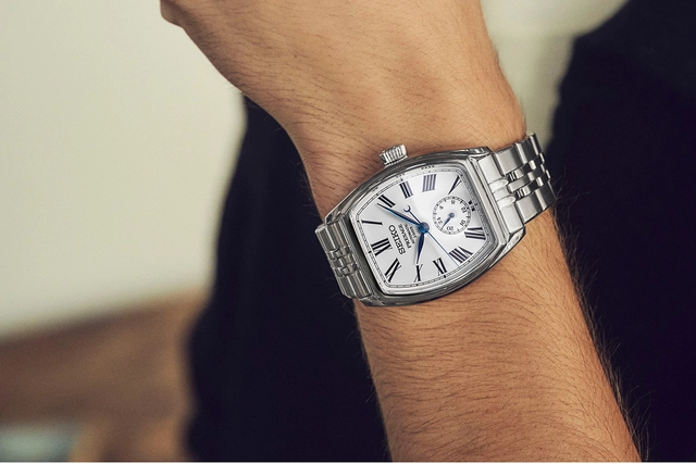 Seiko: Presage Classic Craftsmanship Enamel SPB537, wristshot