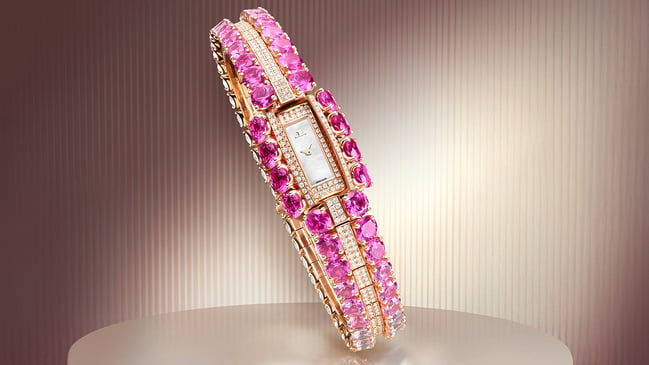 Jaeger-LeCoultre 101 Secrets with 124 pink and rose-pink sapphires in brilliant cut and 904 brilliant-cut diamonds
