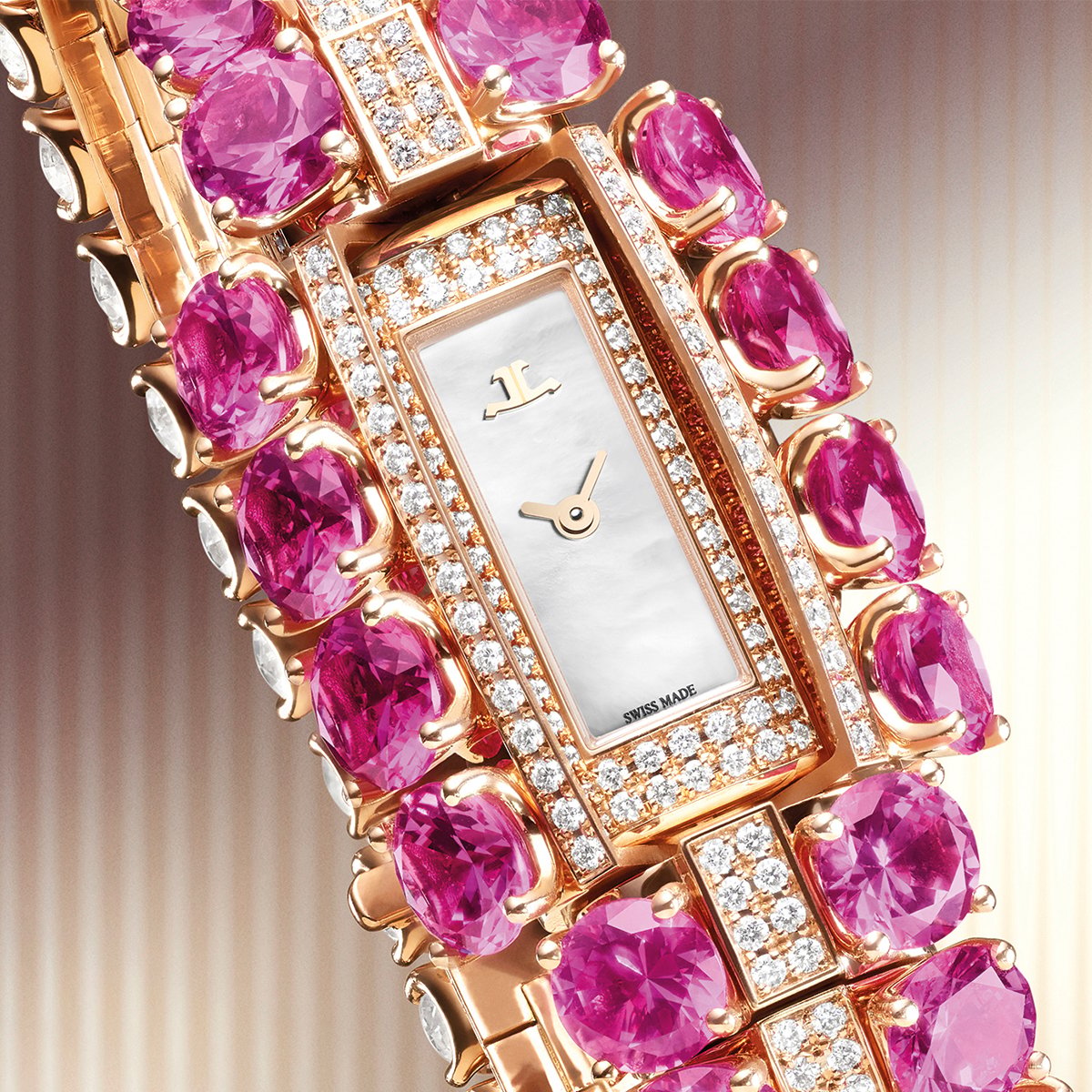Jaeger-LeCoultre houses the smallest rectangular mechanical hand-wound movement in the world: the Caliber 101