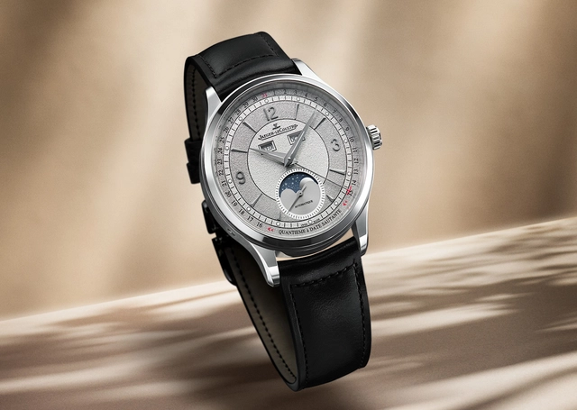 Jaeger-LeCoultre Master Control Calendar_Beauty.jpg