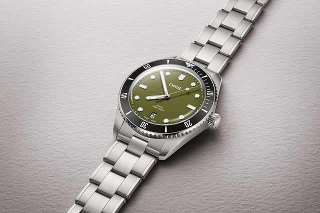 Oris Divers Date 01 733 7795 4057: title
