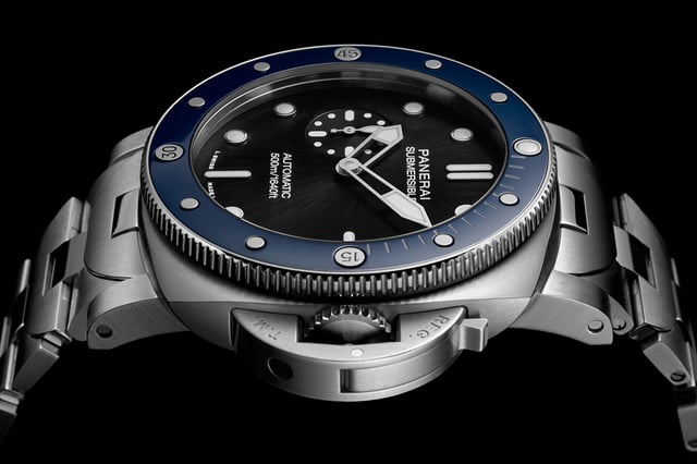 Panerai Submersible PAM01756: title
